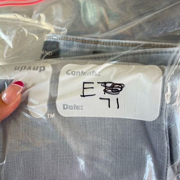 Lucky Brand Bridgette Skinny Jeans - Picture 13 of 13